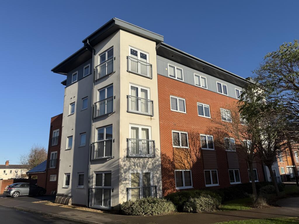 Main image of property: Knights Crescent, Bletchley, MILTON KEYNES