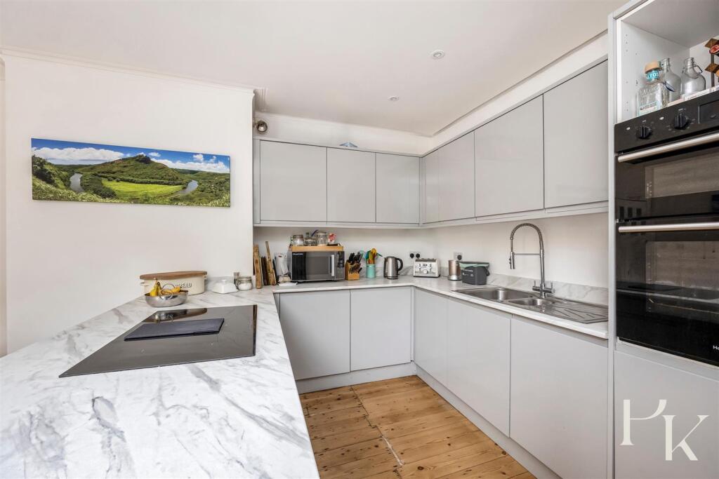 House in Hove, Brighton and Hove - View 5
