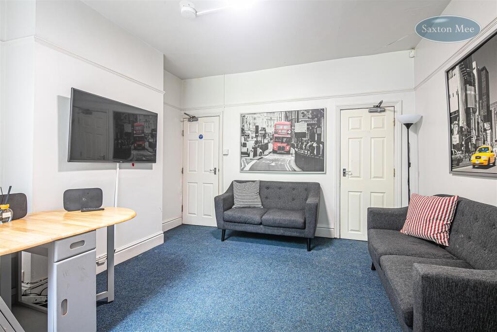 House in Sheffield - View 5