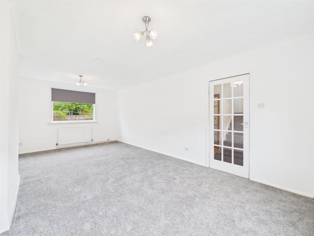 House in Glasgow, South Lanarkshire - View 3