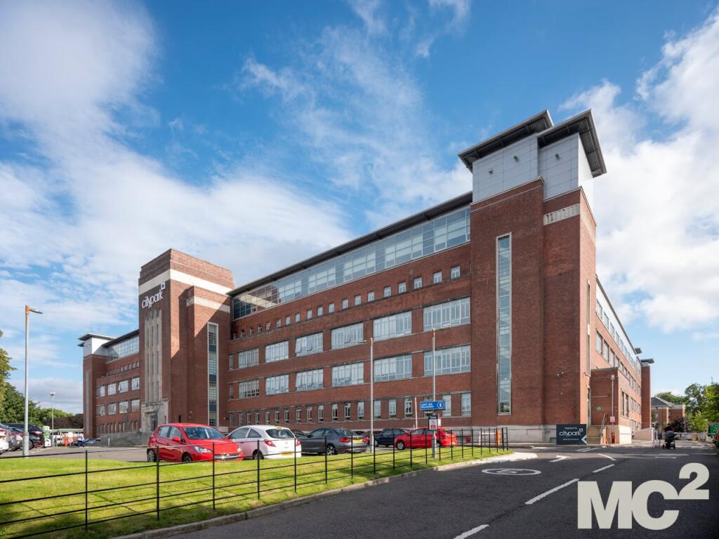 6439-018┬®McAteer.jpg