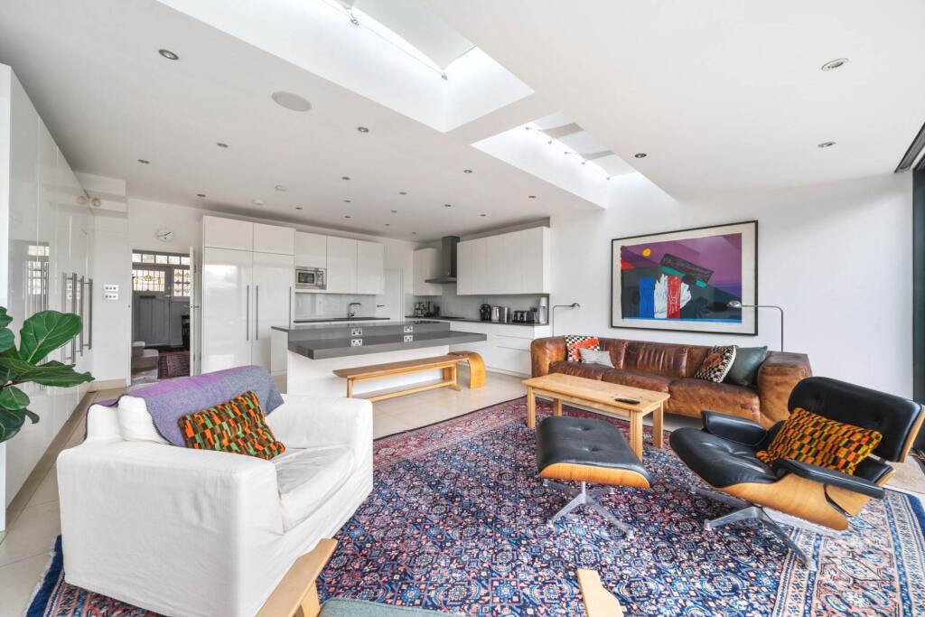 House in London, Dulwich - View 4