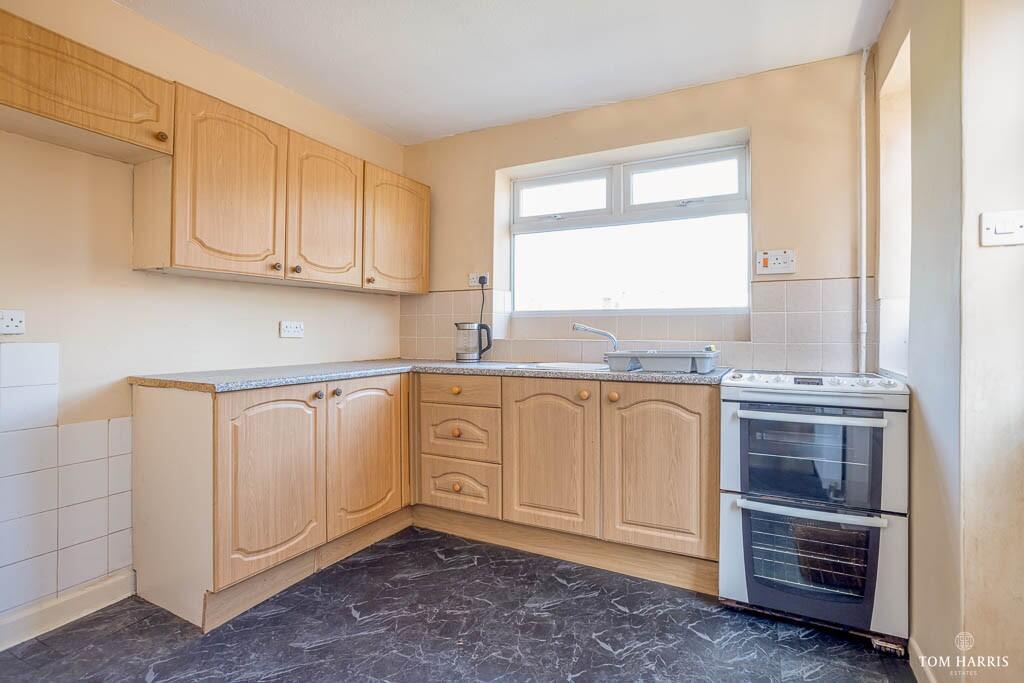 Balmoral Avenue, Bournemouth, Dorset, BH8 - View 6