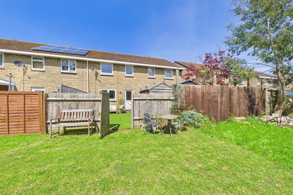 Riverside living close to Clevedon seafront photo 2