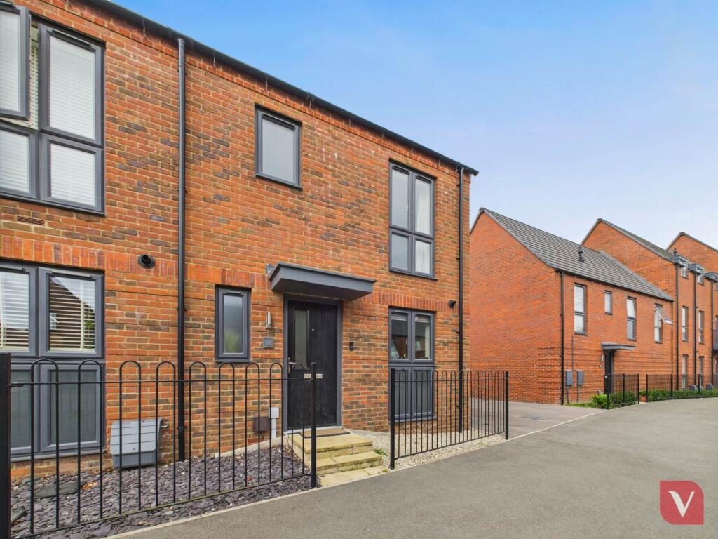 Main image of property: Silver Birch Avenue, Dunstable