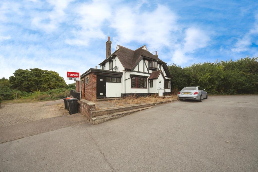 Main image of property: Streatley Road, Sundon, Luton