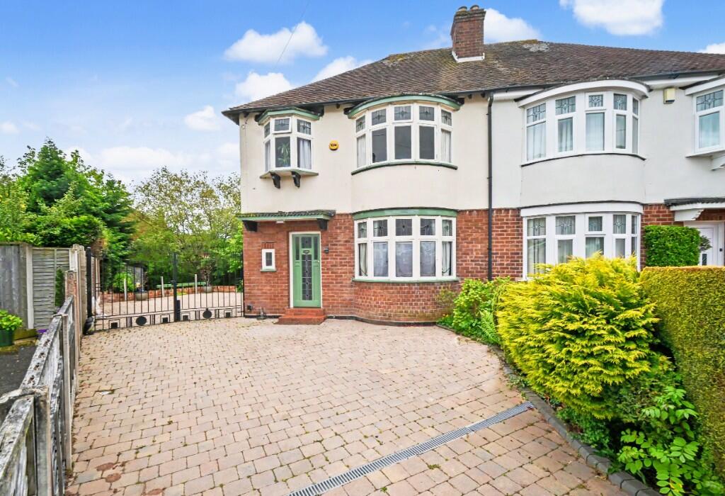 Main image of property: Laurence Grove, Tettenhall, Wolverhampton, West Midlands, WV6