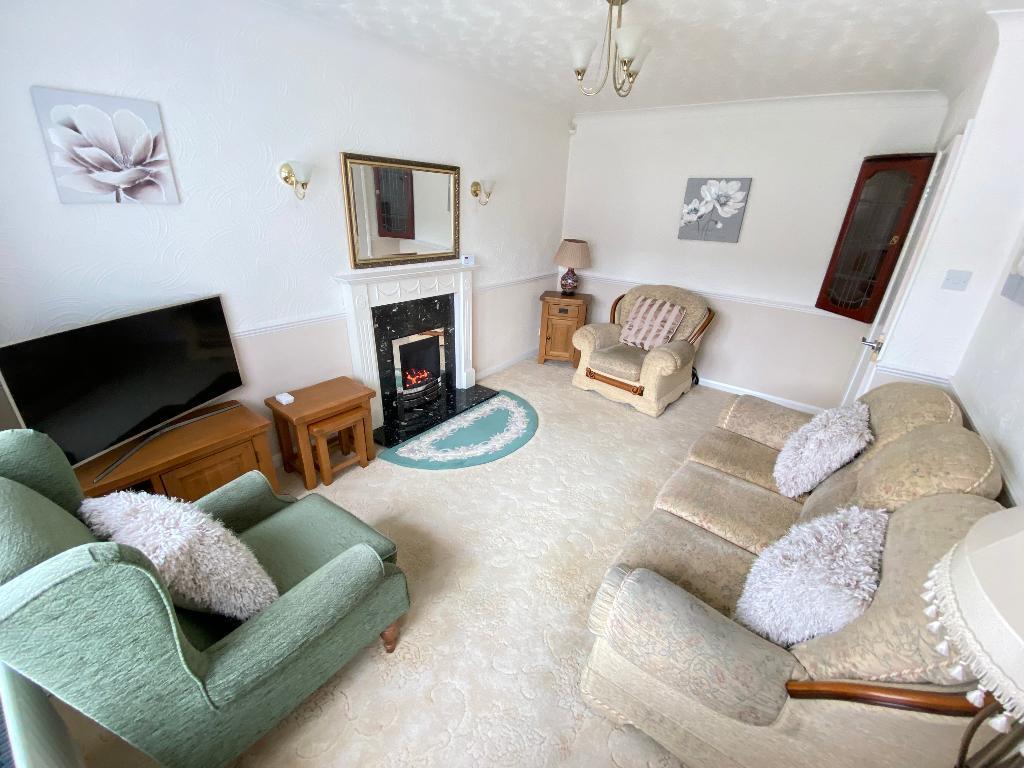 Naples Close, Meir Hay, Stoke on Trent, ST3 5YD photo 3