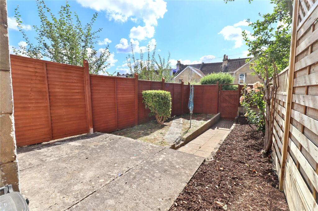 House in Bath - View 5