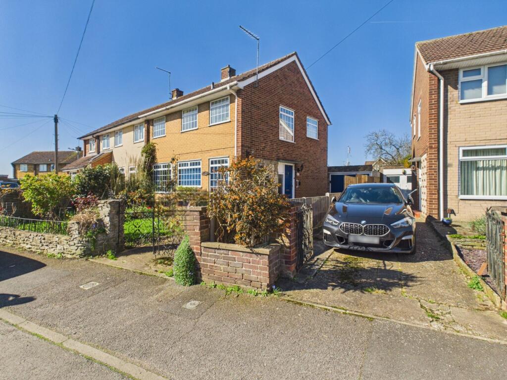 Main image of property: Cornwall Close, Eton Wick, Berkshire, SL4