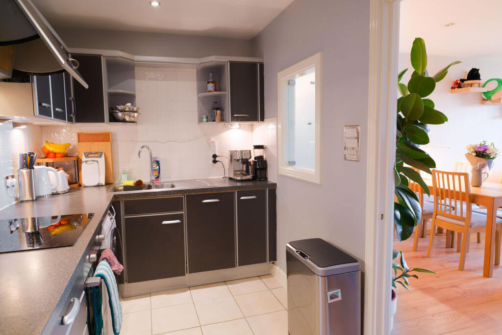 Apartment in London, Virginia Quay, Blackwall - More