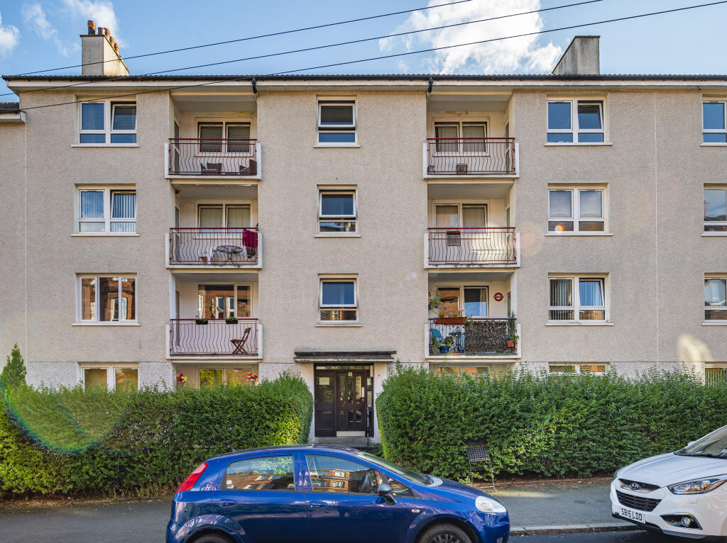 Main image of property: Flat 1/1, 14 Ingleby Drive, Dennistoun, Glasgow, G31