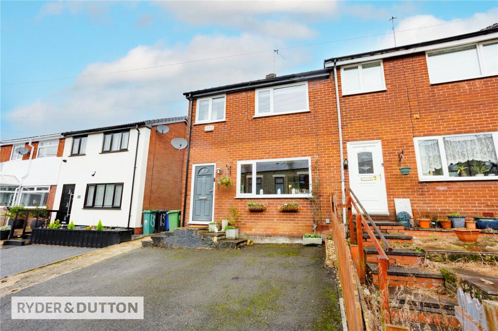 House in Oldham - View 4