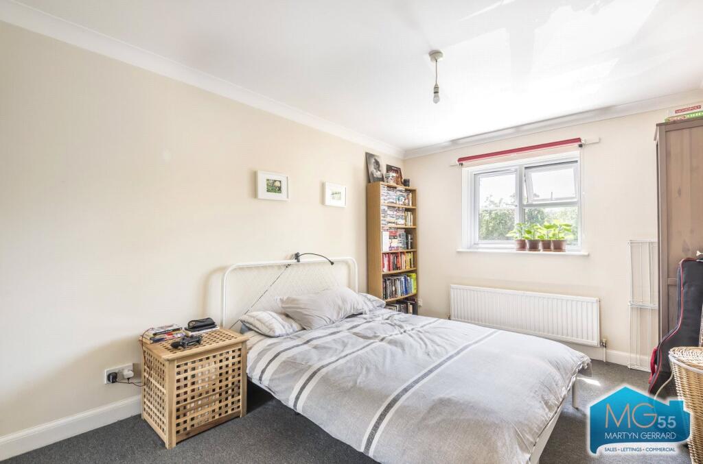Apartment in London - View 4