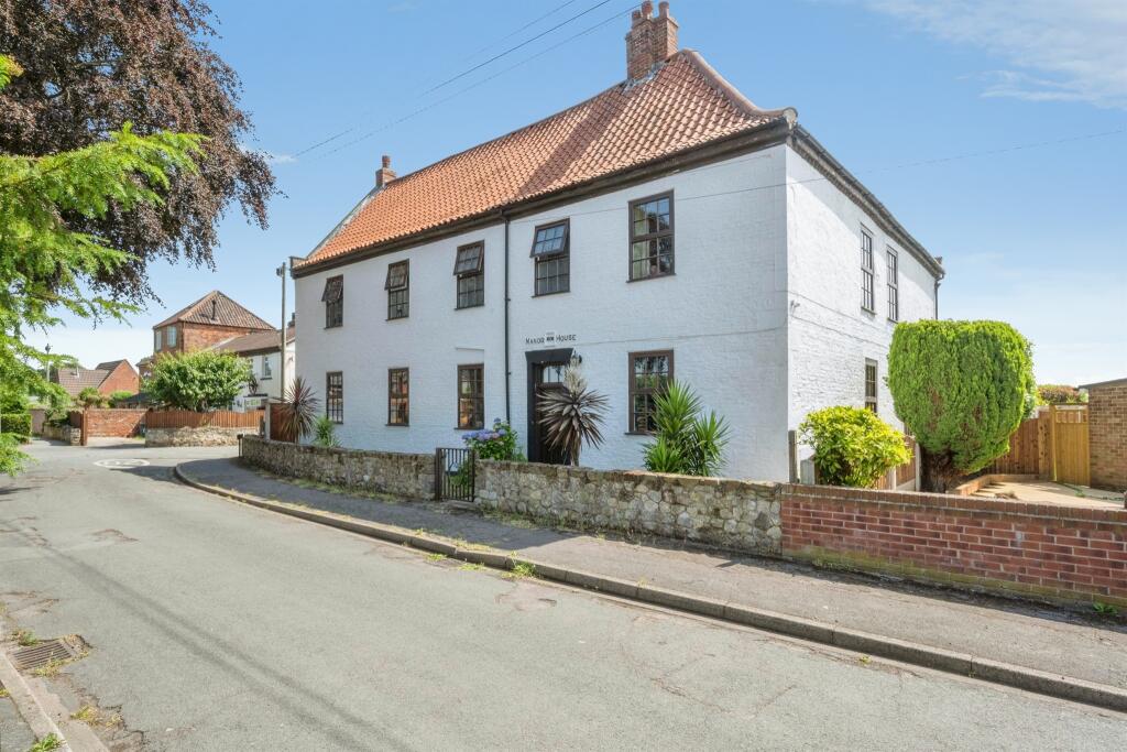 Main image of property: Cedric Road, Edenthorpe, Doncaster