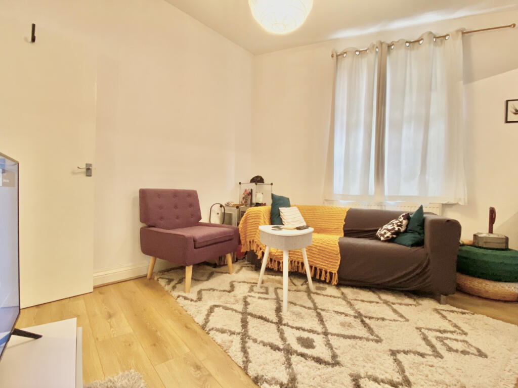 Main image of property: Tooting, SW17 9SB