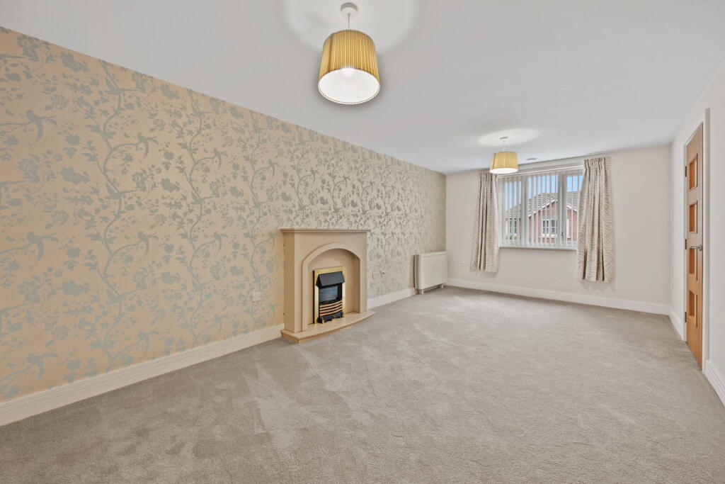 Apartment in Kettering, North Northamptonshire - View 4
