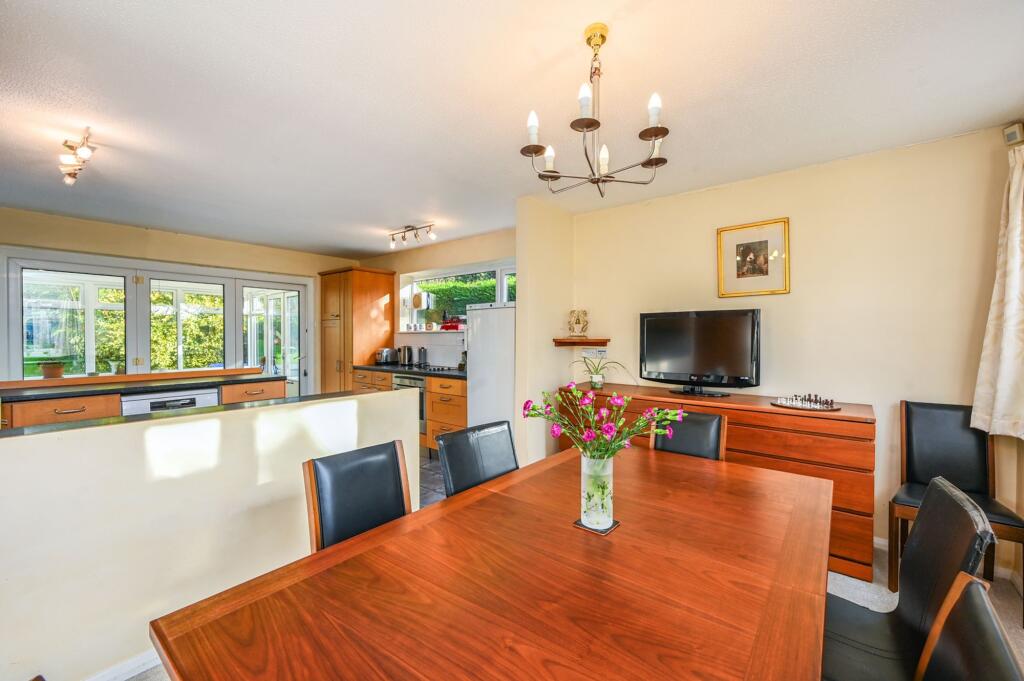 House in Wealden, Withyham - More