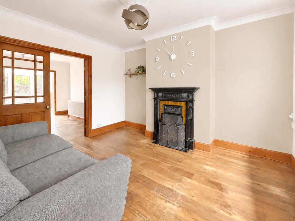 House in Mansfield, Nottinghamshire - View 5
