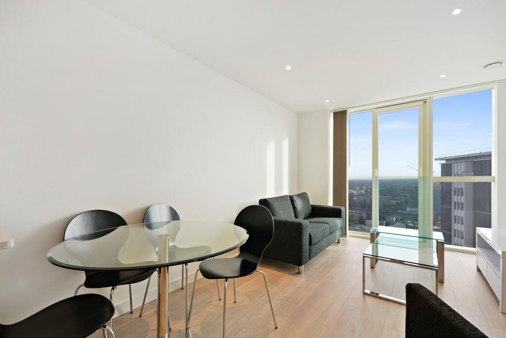 Main image of property: Pinnacle Apartments, Saffron Central Square, Croydon, CR0