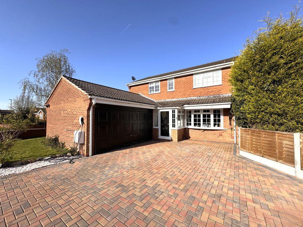 Main image of property: Bradgate Drive, Four Oaks, Sutton Coldfield, B74 4XG