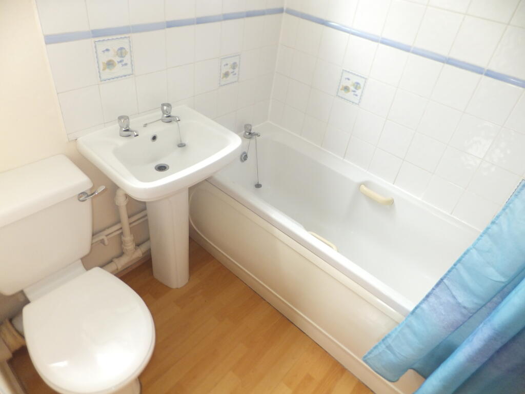 Apartment in Sutton Coldfield, Reddicap Heath - View 3