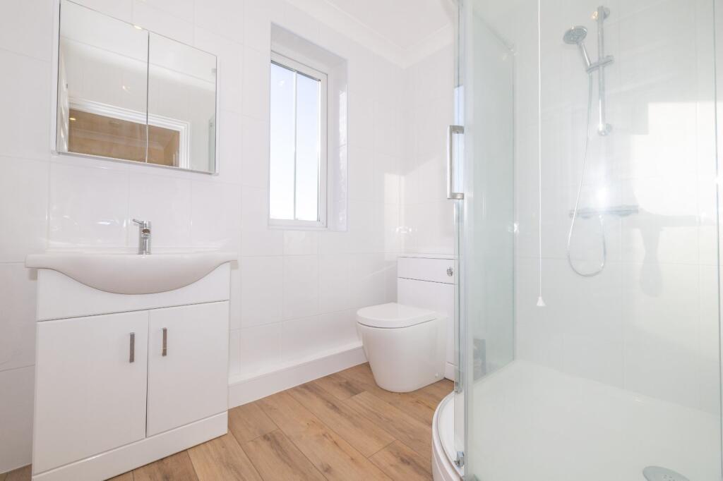 Chapel Road, Hothfield, Ashford, Kent, TN25 photo 3