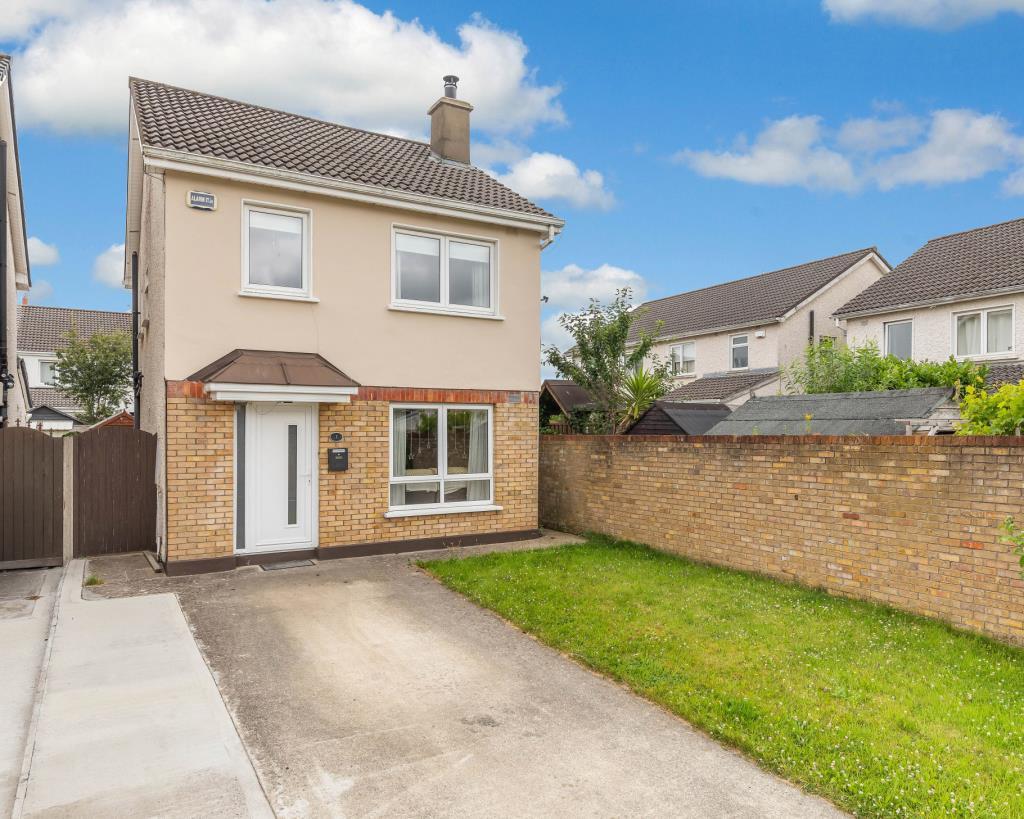 Main image of property: 1 St Mochtas Lawn, Clonsilla, Dublin 15, D15 X9T1