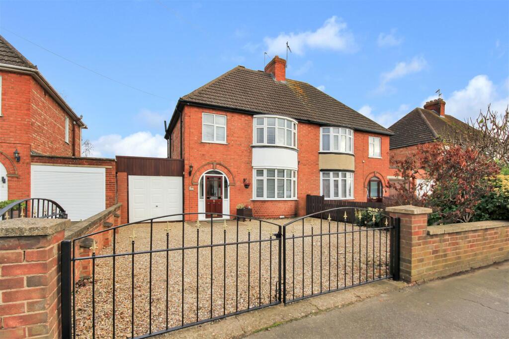 Main image of property: Senwick Road, Wellingborough