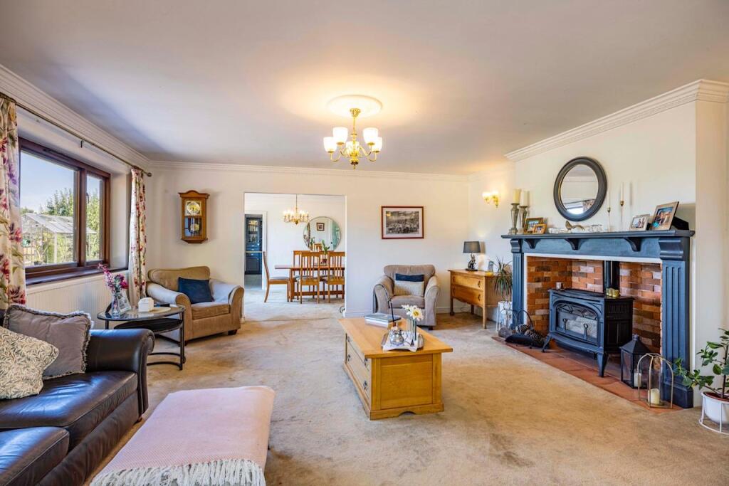 House in Nottingham - View 5