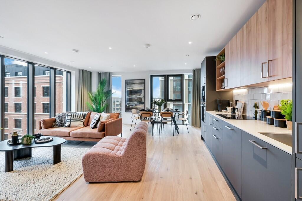 Main image of property: 50 Charter Street, London, E22