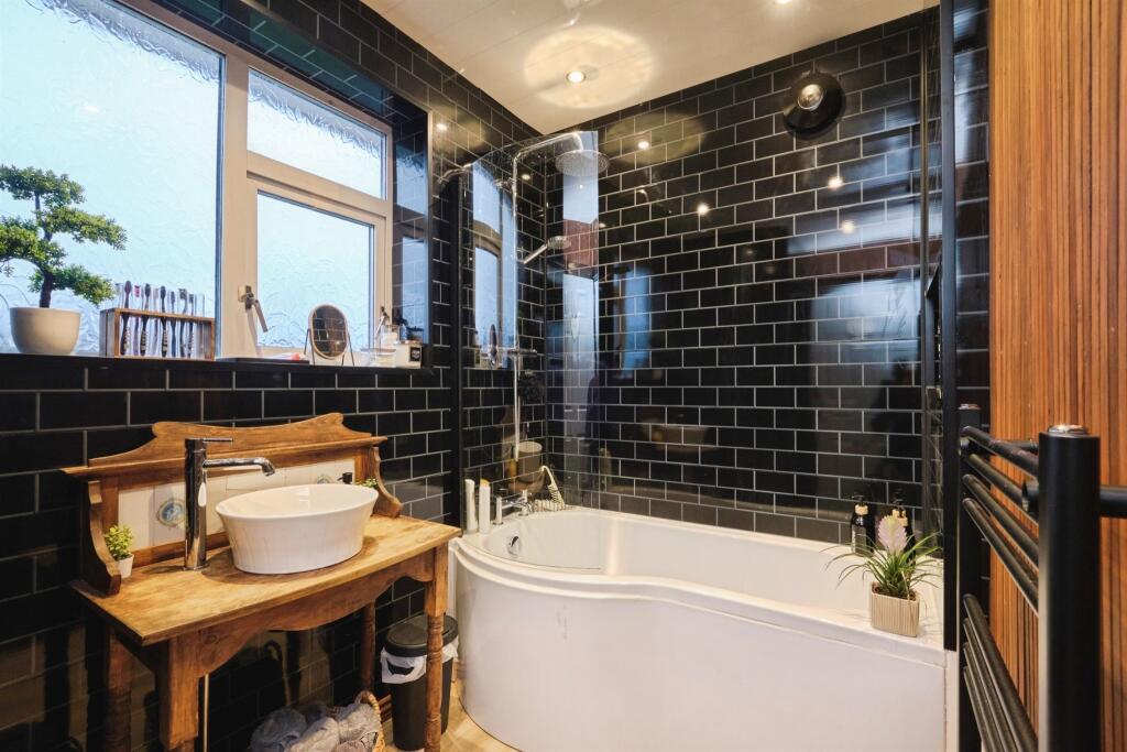 Additional image 4 of Holly Wood, Birmingham