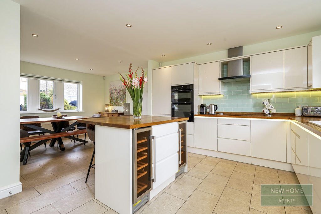 House in Bradford - View 4