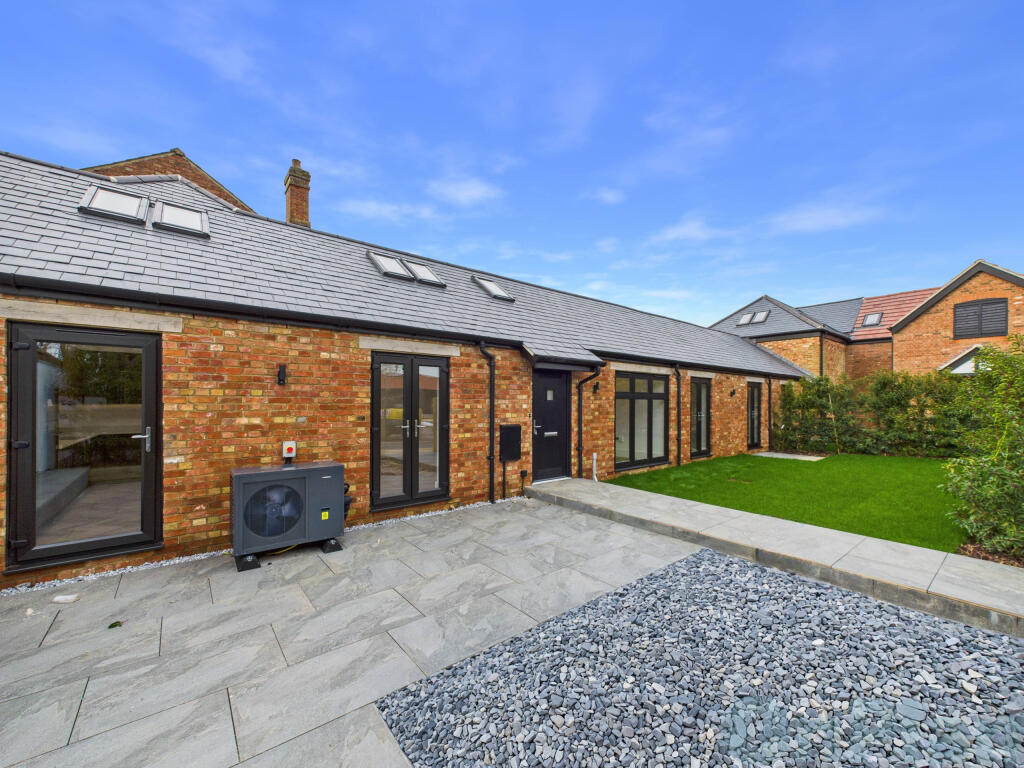 Main image of property: Chancel Close, Eagle Farm, Milton Keynes, Buckinghamshire