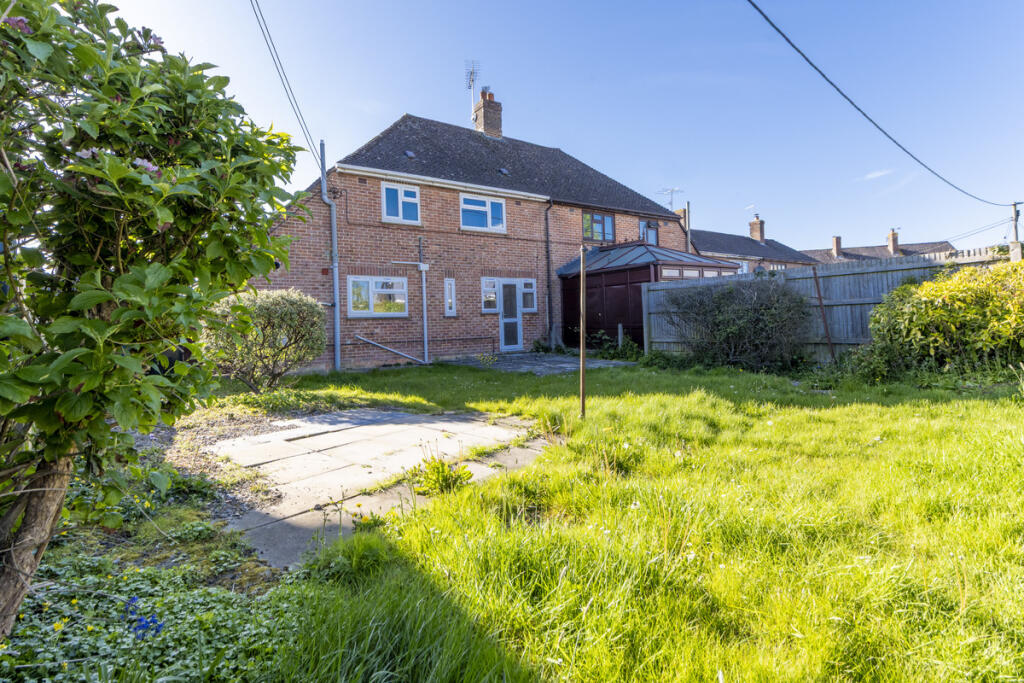Main image of property: Deweys Way, Gillingham, SP8 4
