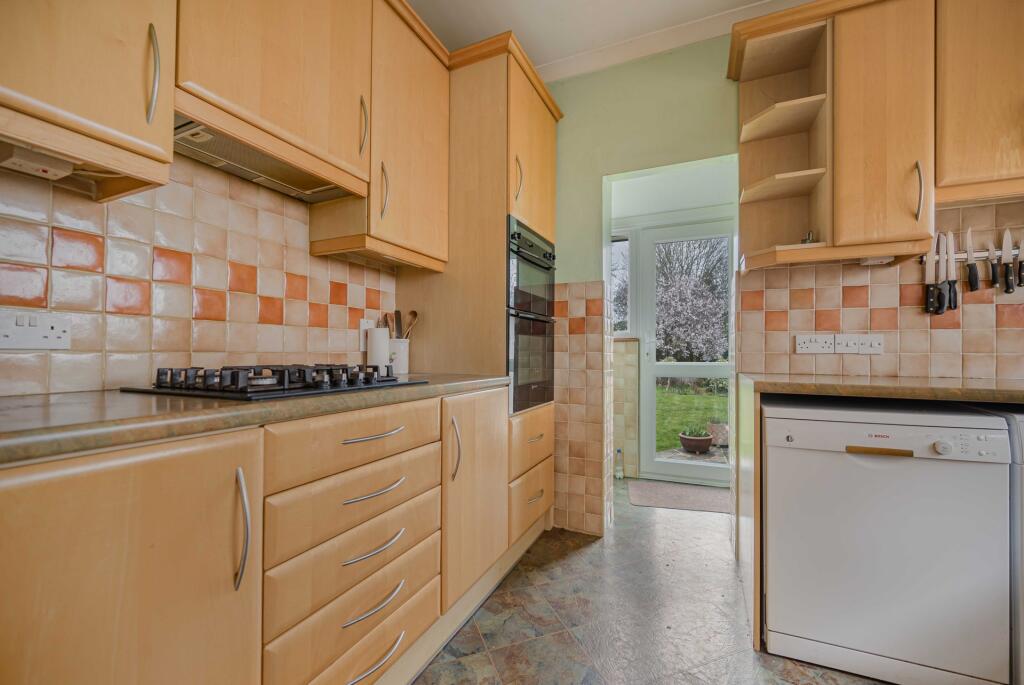 House in London - View 5