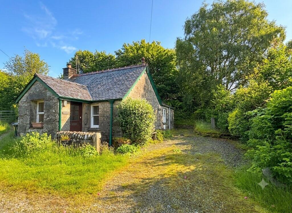 Main image of property: Slockavullin, Kilmartin, Lochgilphead