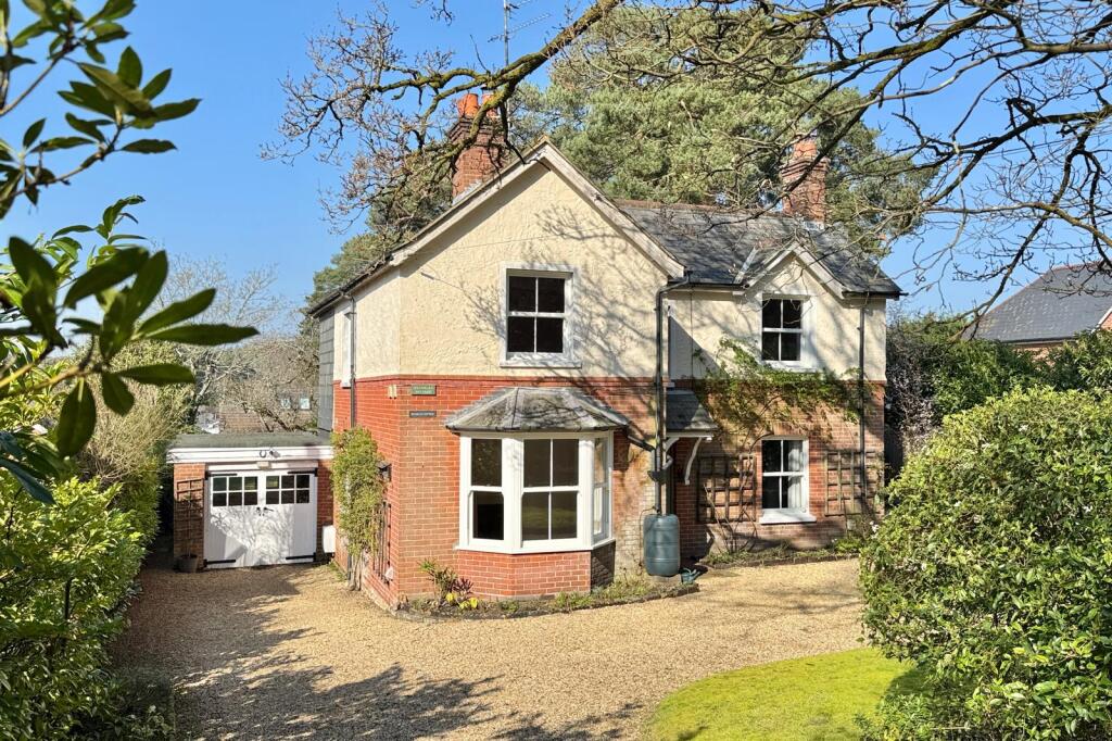 Main image of property: Ringwood Road, St. Ives, BH24 2NY