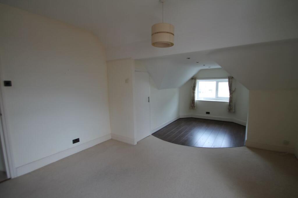 Flat 5, 83 Abbey Road, Llandudno, Conwy, LL30 2EH photo 5