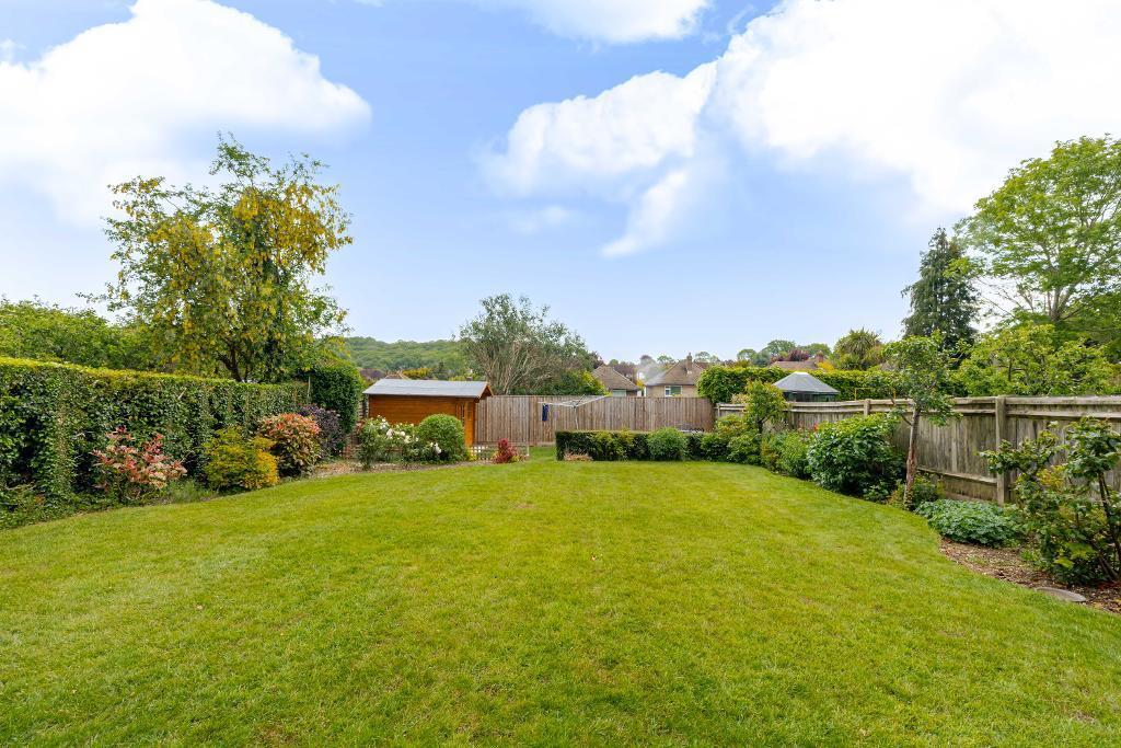 House in Croydon - View 3