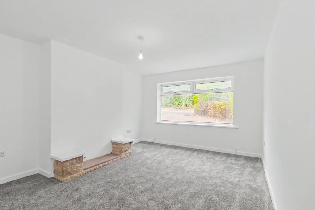 House in Nottingham, Gedling - More