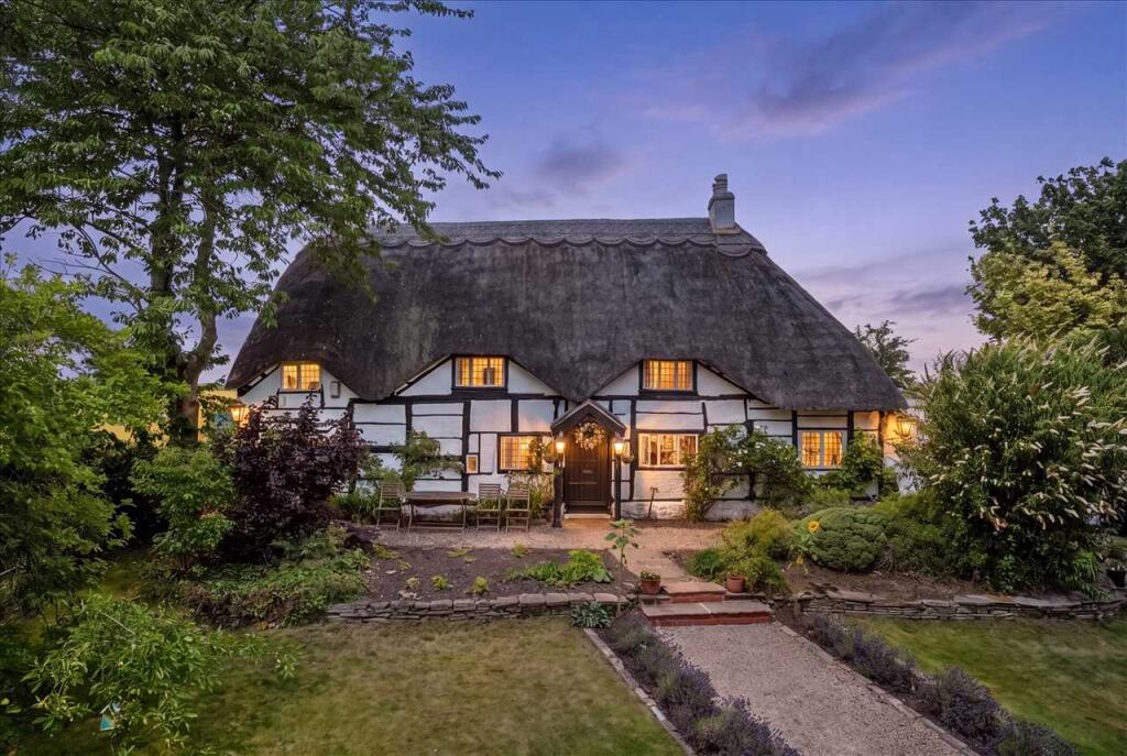 Main image of property: High Street, Nash, Milton Keynes