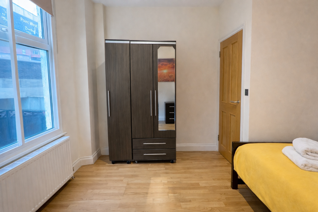 3 bedroom flat for rent