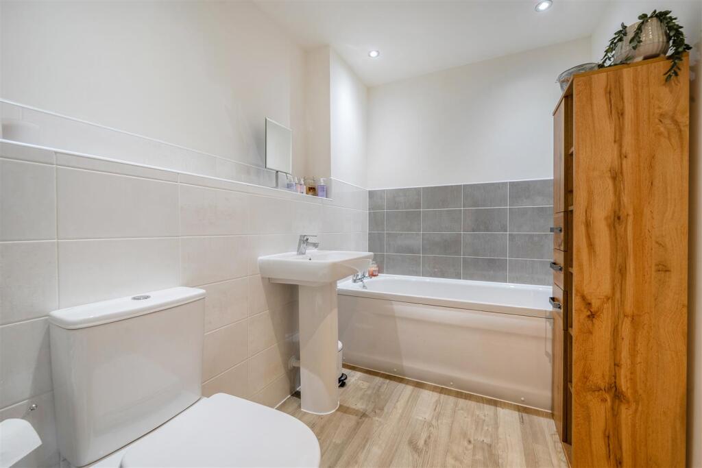 Additional image 8 of Barton Drive, Knowle