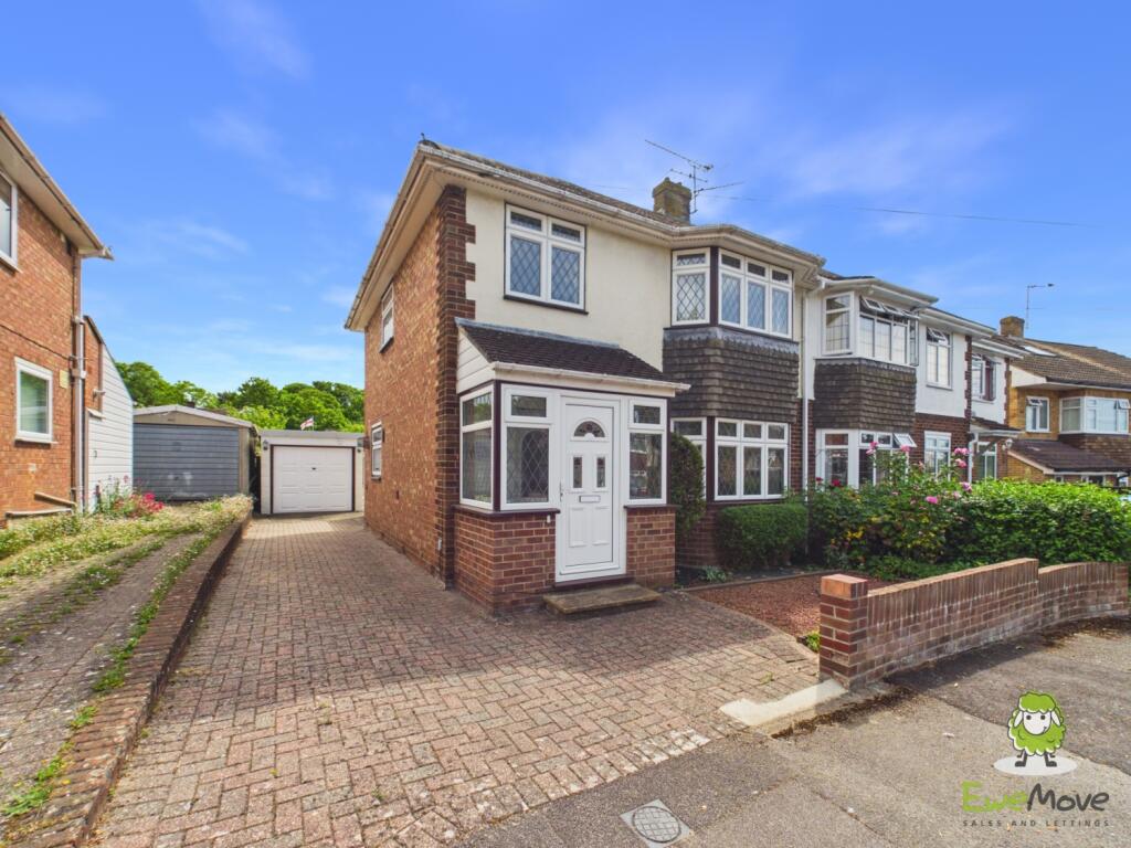 Main image of property: MORLEY ROAD, BASINGSTOKE, HAMPSHIRE, RG21