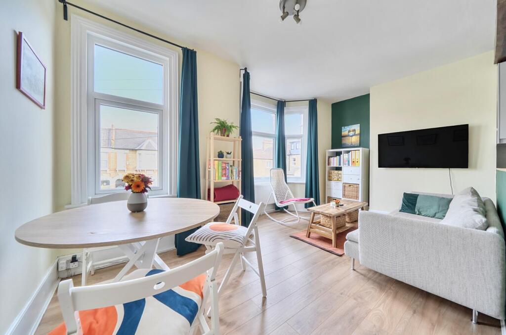 Main image of property: Farley Road, London, SE6 2AB