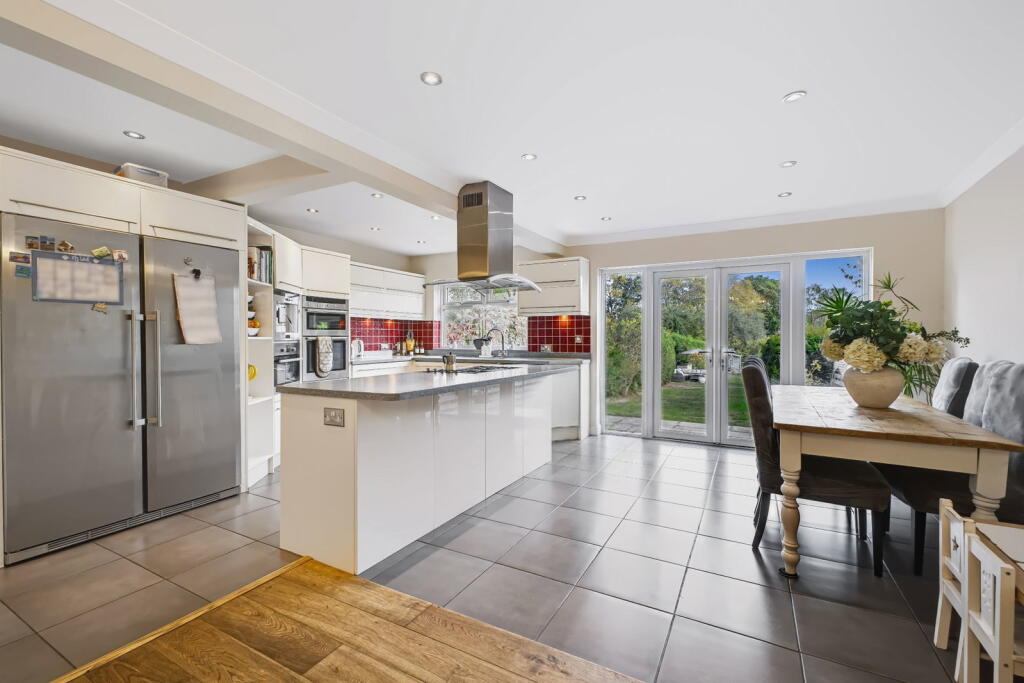 House in Watford - View 4