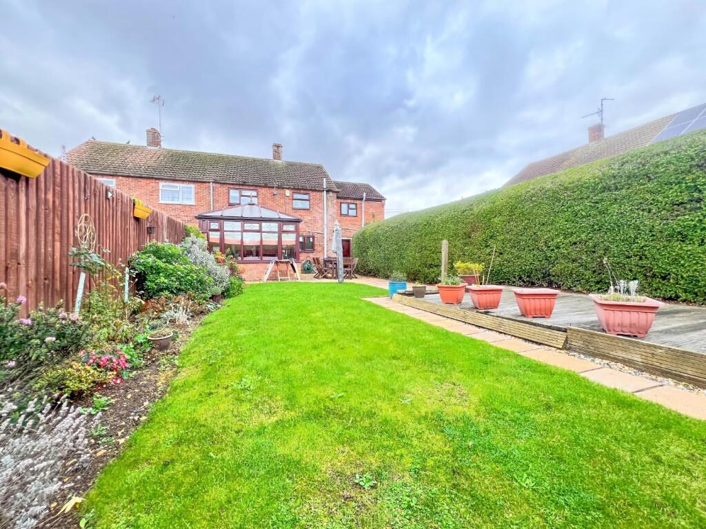 4-bed semi-detached on Viney Close, Peterborough, £325,000