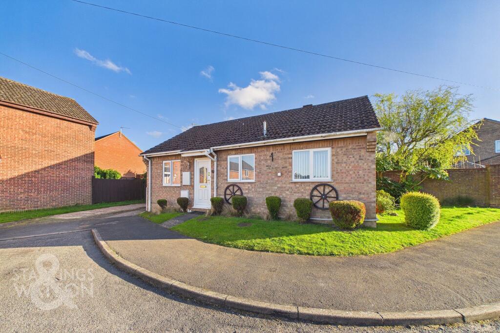 Main image of property: Ropes Walk, Blofield, Norwich