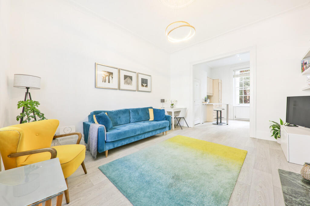 Apartment in London, Tachbrook Estate, Pimlico - View 4